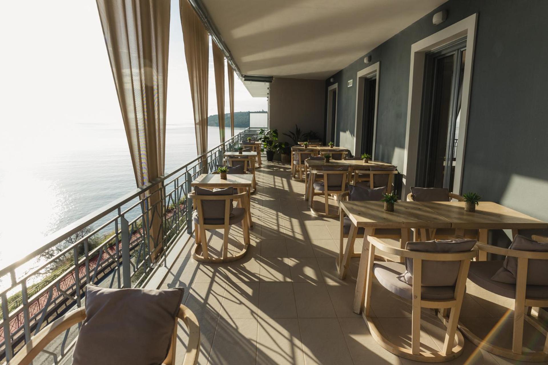 Infinity Hotel Gytheio Ngoại thất bức ảnh