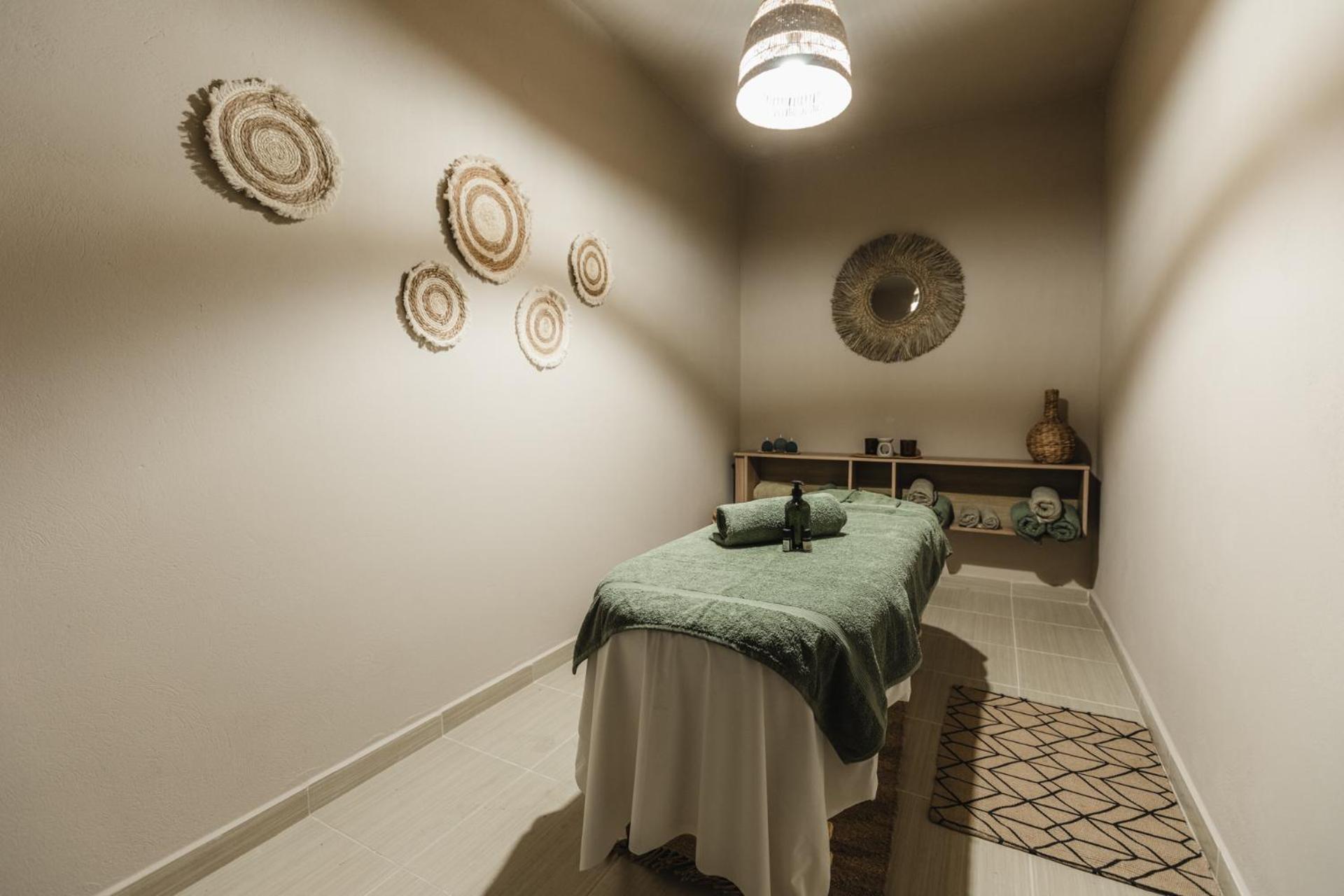 Infinity Hotel Gytheio Ngoại thất bức ảnh